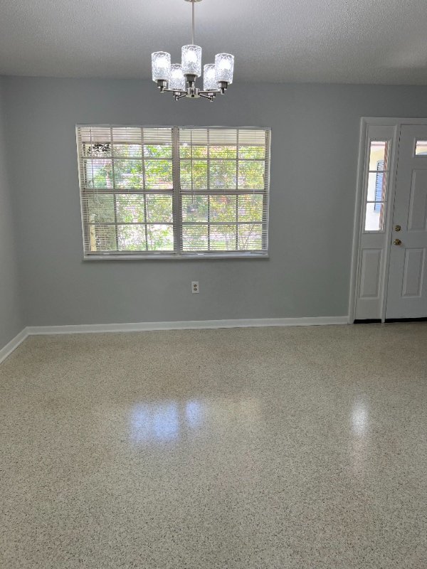 Building Photo - 2643 Cherrywood Ln