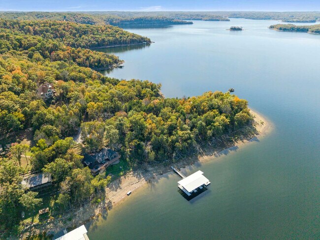 Building Photo - 9063 Mundell Rd