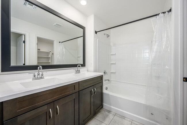 Building Photo - 25854 W Valley View Dr