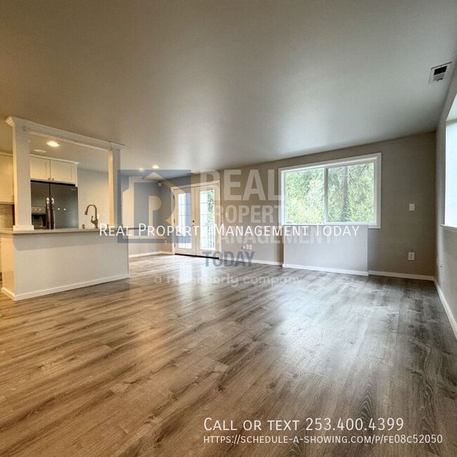 Building Photo - 2802 12th Ave Ct NW