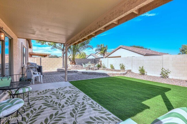 Building Photo - 16530 W Statler St