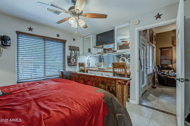 Building Photo - 15205 N Ivory Dr