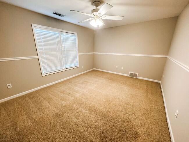 Building Photo - 4776 White Pass Dr