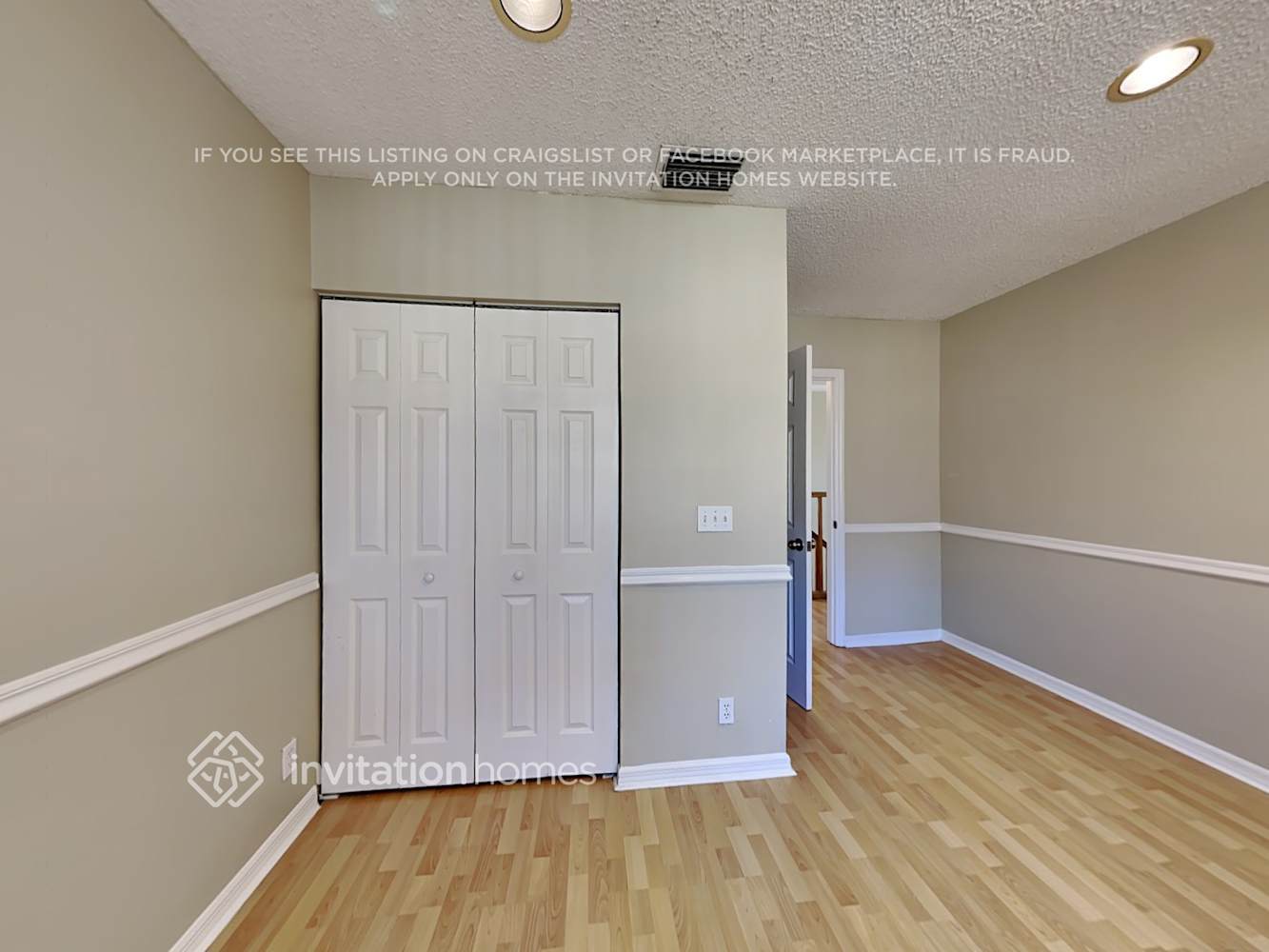 Building Photo - 1170 NW 185th Ave