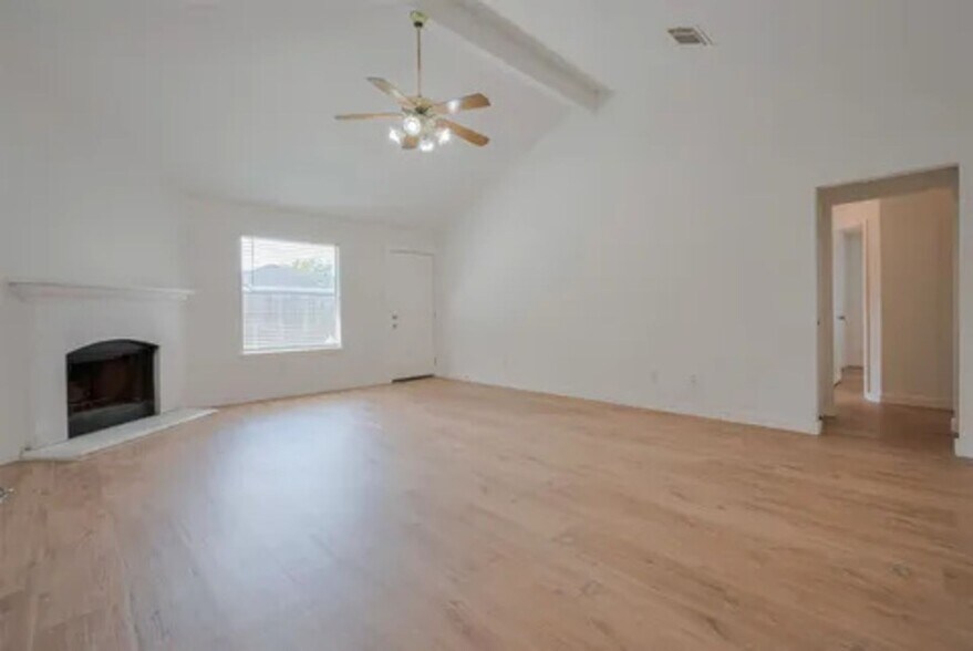 Building Photo - 10918 Linden Gate Dr