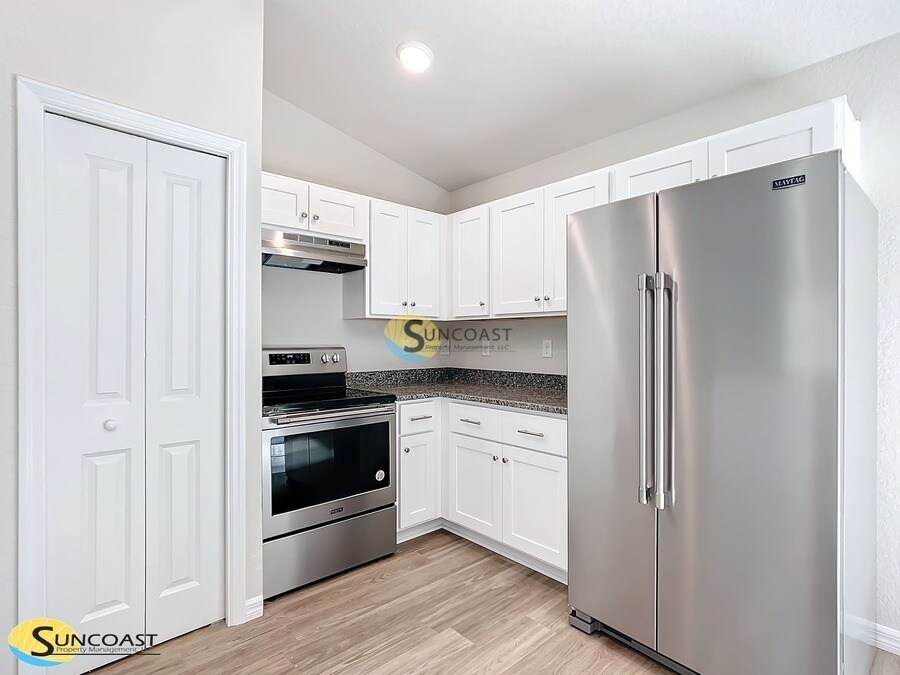 Building Photo - 6763 E Gurley St