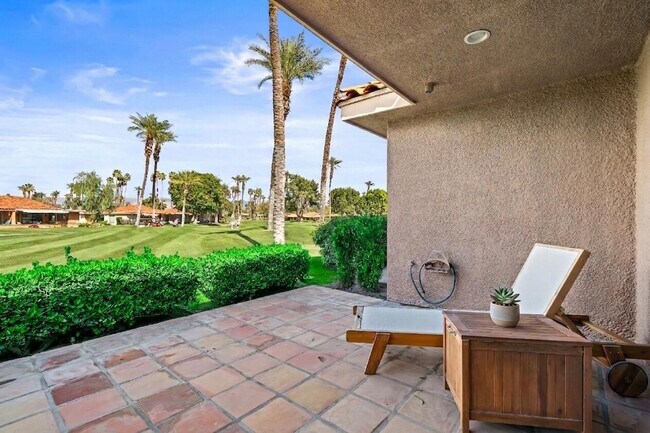 Building Photo - 140 La Cerra Dr