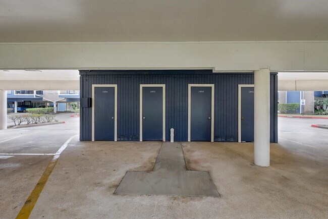 Building Photo - 18519 Egret Bay Blvd