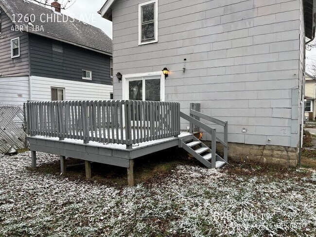Building Photo - 1260 Childs Ave