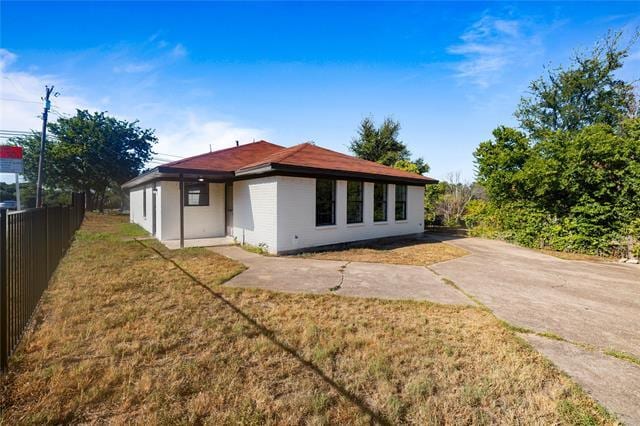Primary Photo - 2540 Avenue H