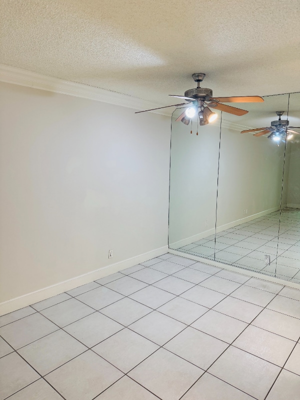 Building Photo - 1527 S Flagler Dr