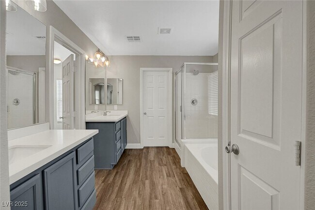 Building Photo - 9676 Grouse Grove Ave