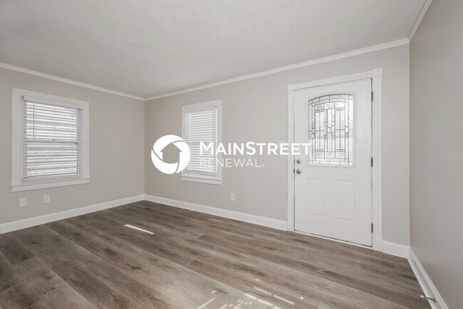 Building Photo - 3 Bedroom Pet-Friendly Home in LOUISVILLE,...