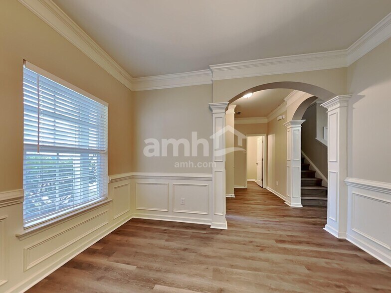 Building Photo - 3392 Fletton Way