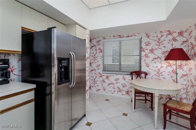 Building Photo - 6545 Valen Way