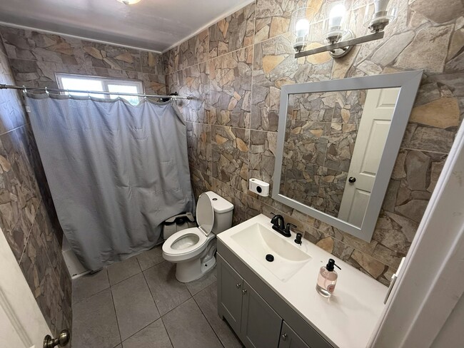 Building Photo - 95-216 Kaopua Loop