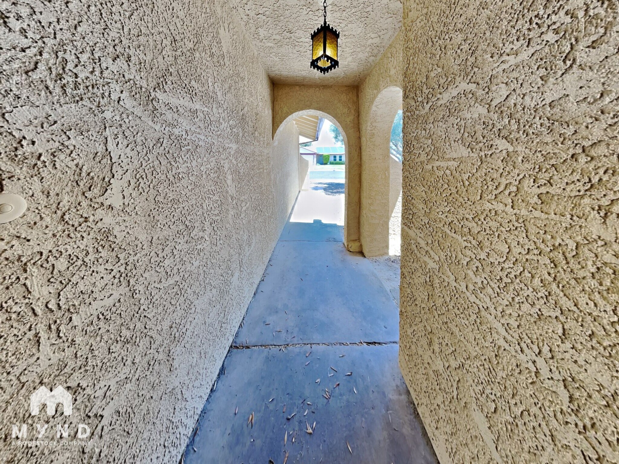 Building Photo - 5817 W Robin Ln