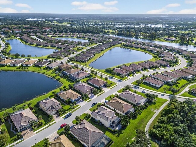 Building Photo - 6474 Willowshire Way