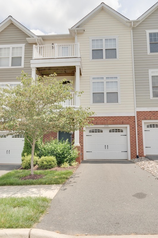 Primary Photo - 2170 Saranac Ct