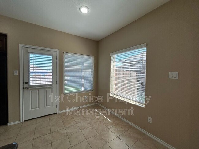 Building Photo - 1705 Placitas Trail