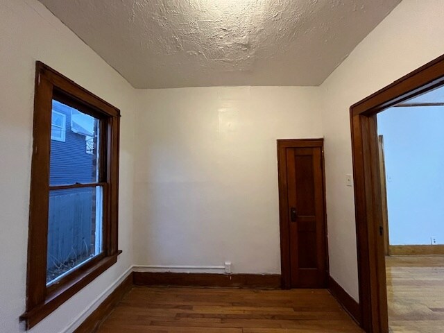 Building Photo - 510 S Kaley St