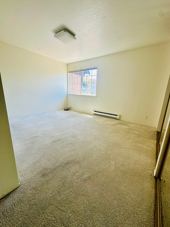 Building Photo - 2681 Teal Ln