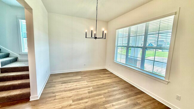 Building Photo - 5695 Pleasant Pk Pl