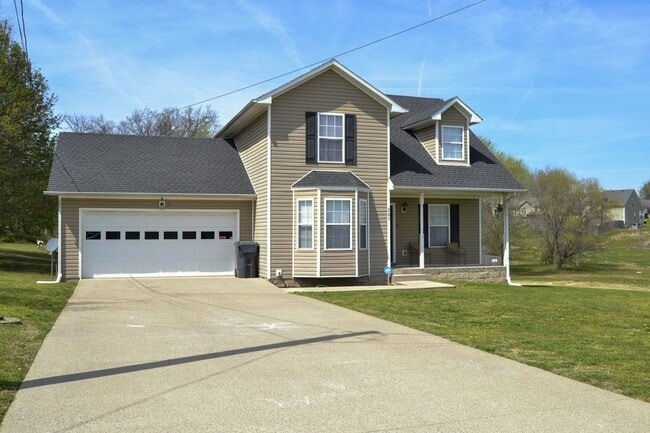 Building Photo - Large Home Coming Soon! Close to Fort Campbell with Large Fenced Yard