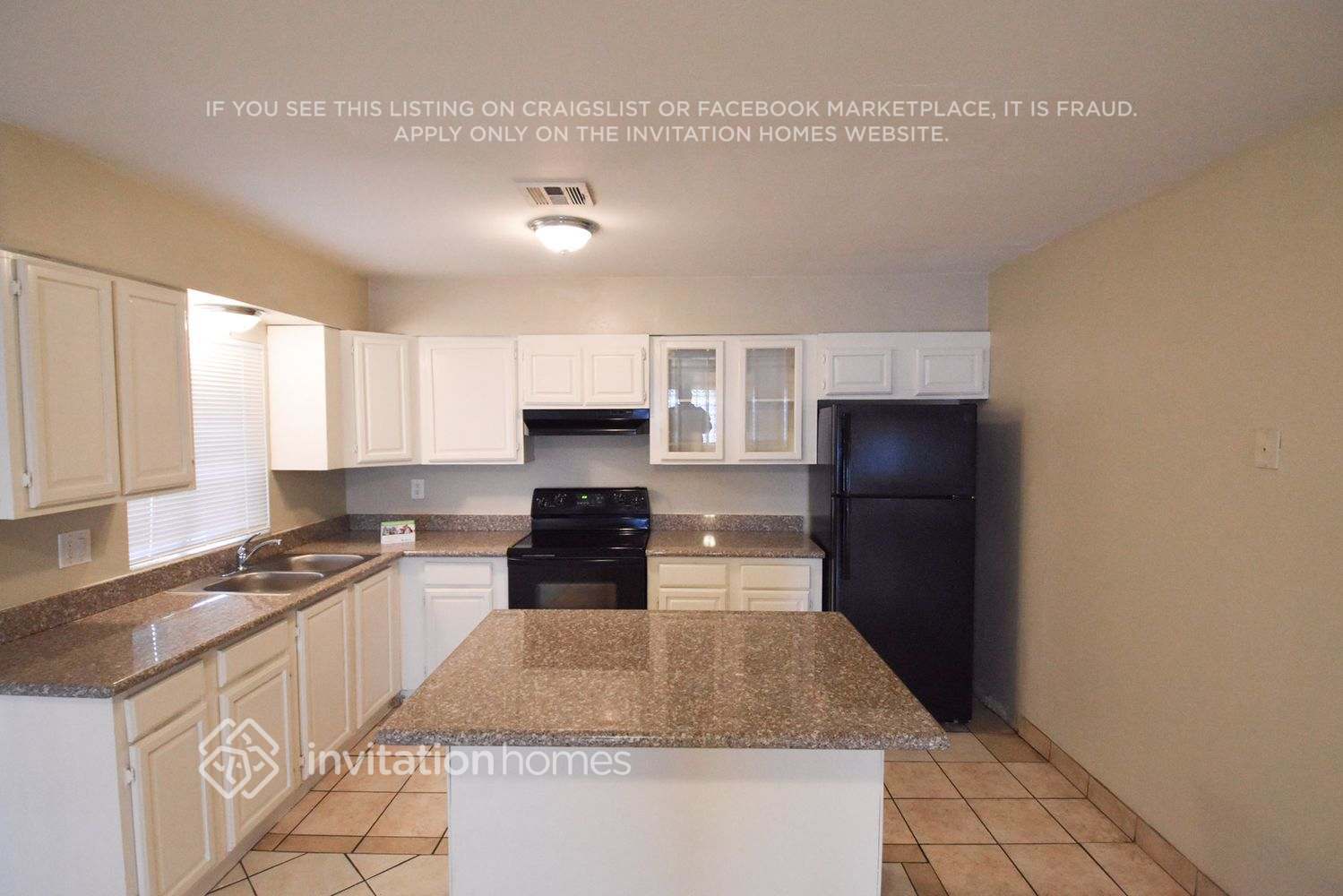 Building Photo - 5902 W Mitchell Dr