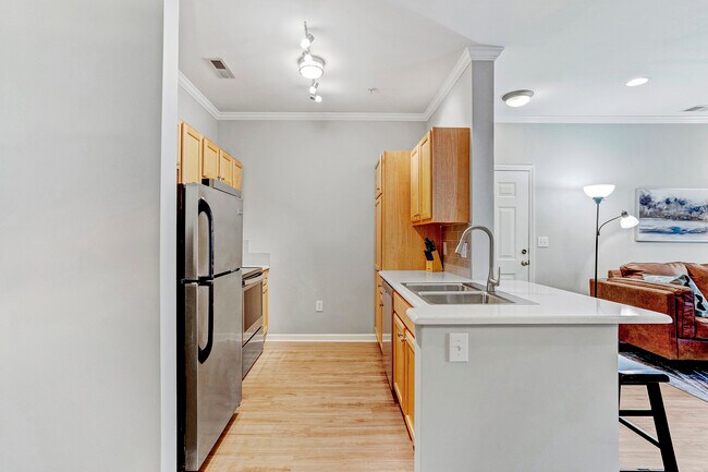 Building Photo - 801 Moratuck Dr