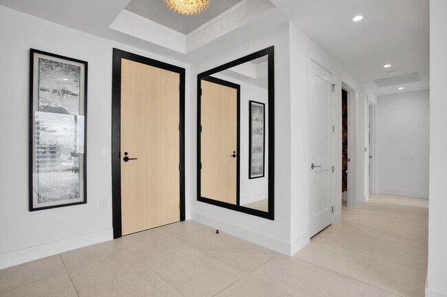 Building Photo - 151 N Seabreeze Blvd