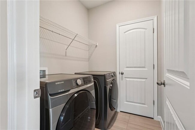 Building Photo - 747 Topsail Ln