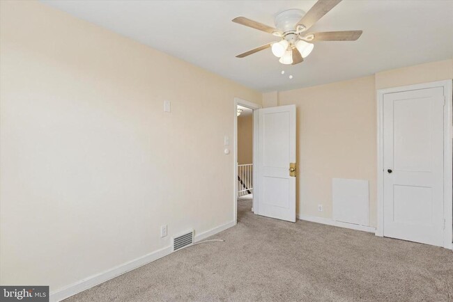 Building Photo - 7816 Fayette St