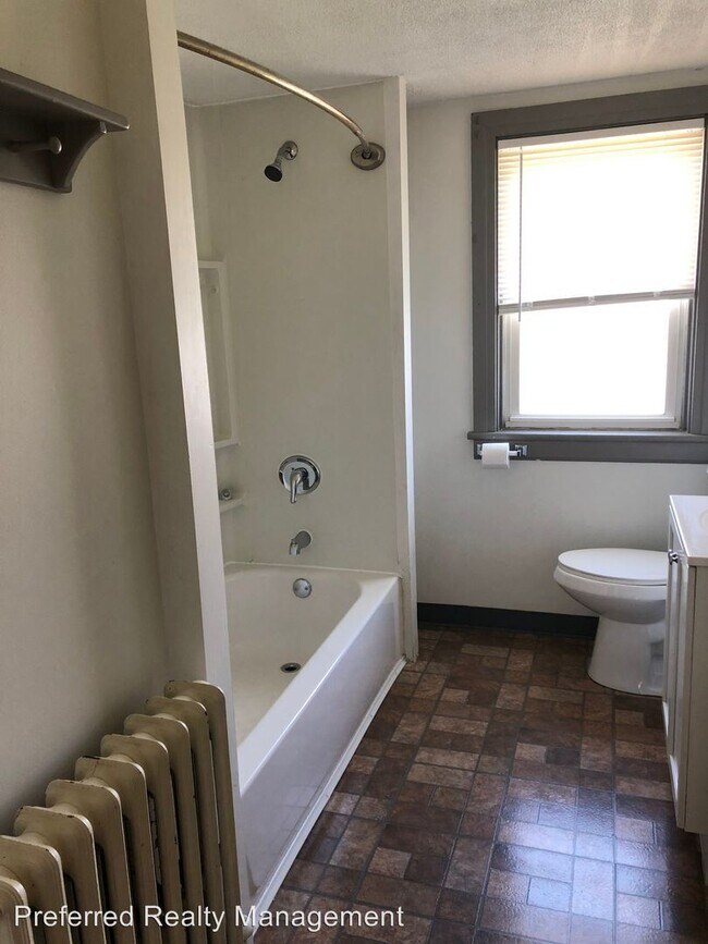 Building Photo - 11-13 Mill St