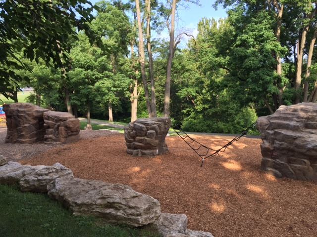 Building Photo - 360 Old Meramec Station Rd.