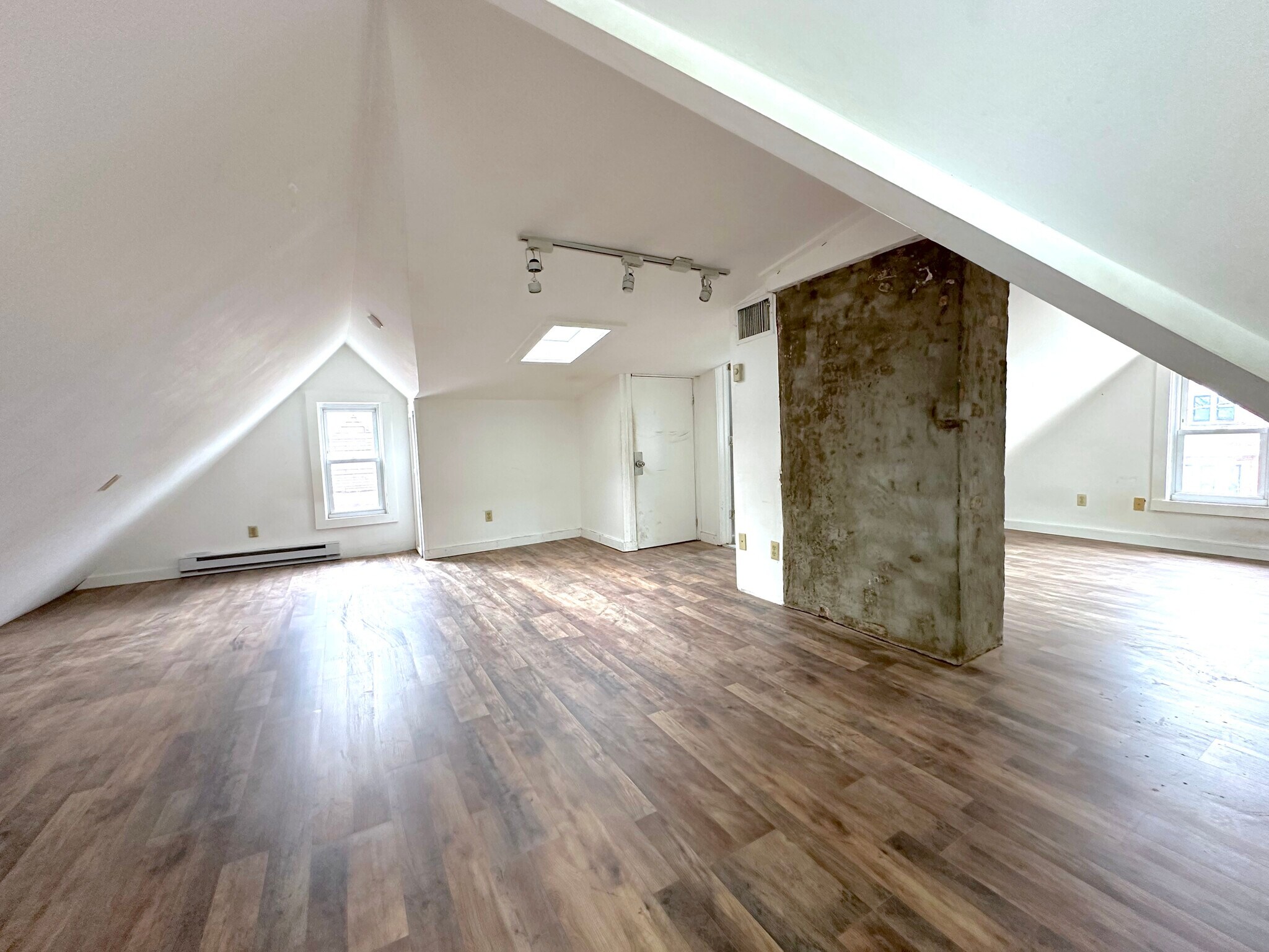 Building Photo - 41 Liberty Street Wh