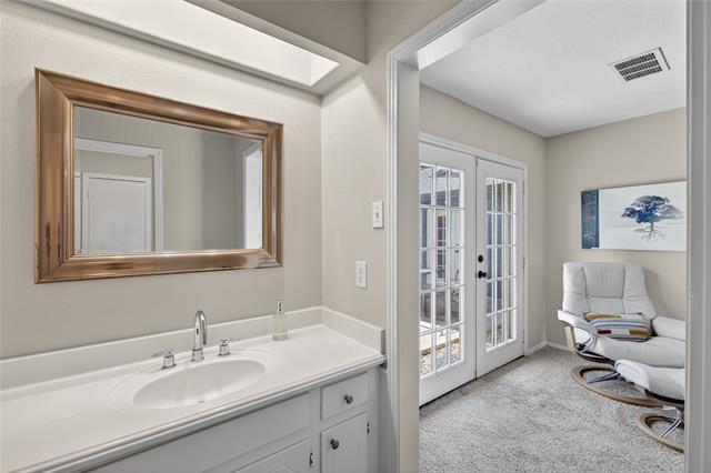 Building Photo - 3533 Chellen Dr