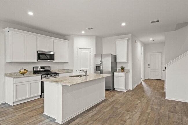 Building Photo - 30807 Khepri Ct