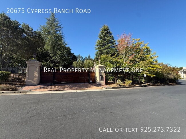 Building Photo - 20675 Cypress Ranch Rd