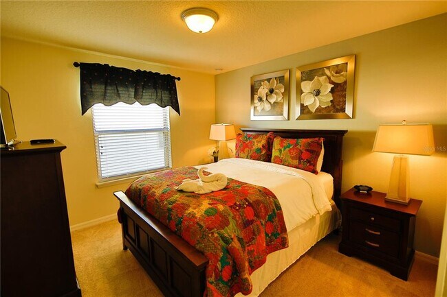 Building Photo - 8809 Rhodes St