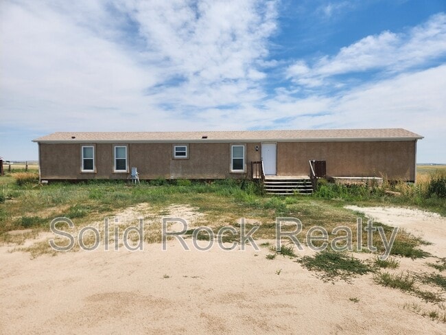 Building Photo - 9835 N Log Rd