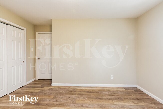 Building Photo - 9045 E 18th St