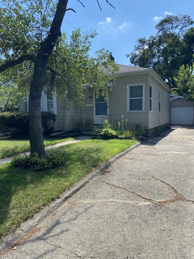 Building Photo - 1116 Climax St
