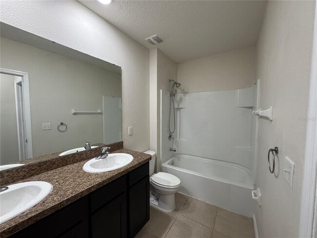 Building Photo - 10829 Trailing Vine Dr