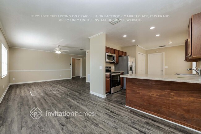 Building Photo - 9030 Dixiana Villa Cir