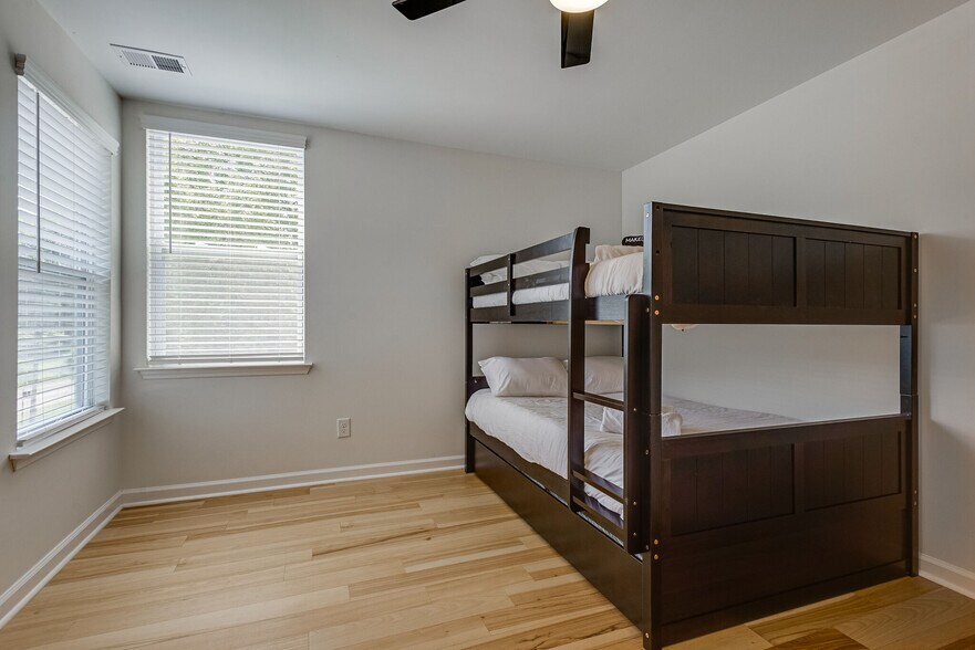 Building Photo - 2501B Whites Creek Pike