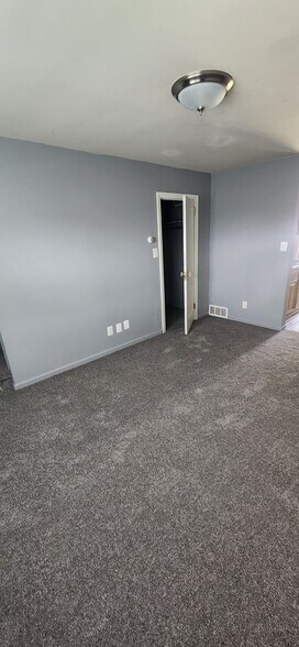Building Photo - 139 Cannon Rd
