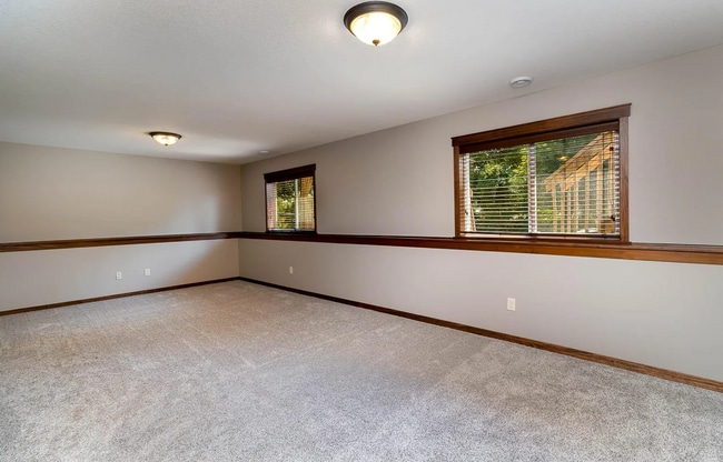 Building Photo - Check out this 4 BR 2 Bath single family h...