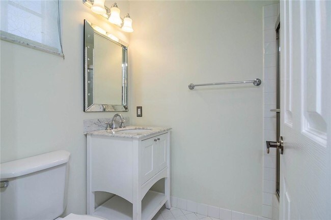 Building Photo - 4102 Pinewood Ln