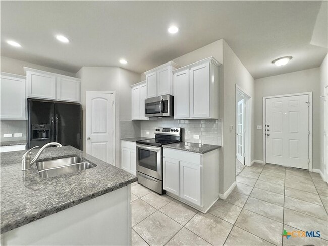 Building Photo - 308 Craters of the Moon Blvd